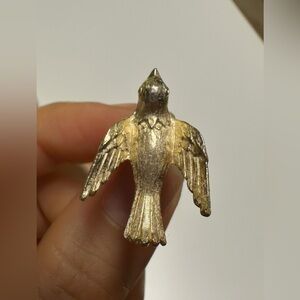 Vintage Avon Dove Bird Pin